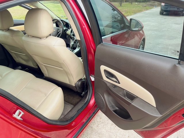 2013 Chevrolet Cruze 2LT - Photo 13